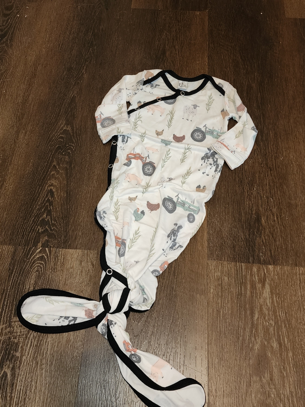Copper Pearl Baby Knot Gown | 'Jo Farmstead Print | Newborn